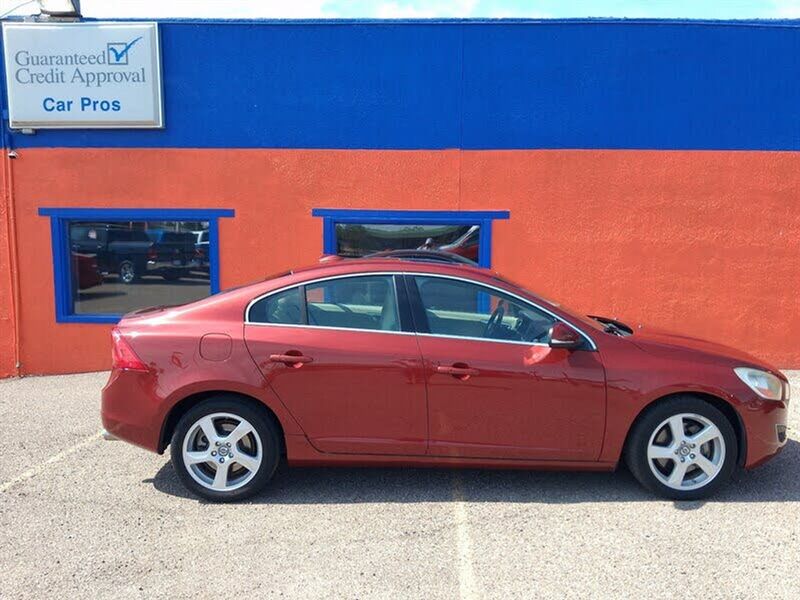 2012 Volvo S60 — a typically priced live listing