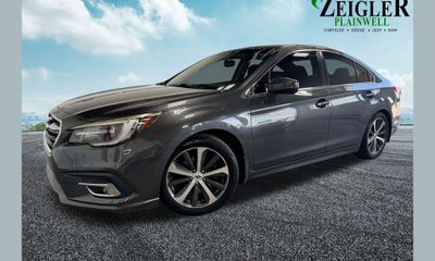 2018 Subaru Legacy Limited M R
