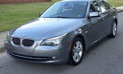 2010 BMW 528I xDrive