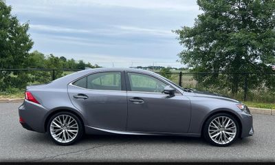 2016 Lexus IS 300