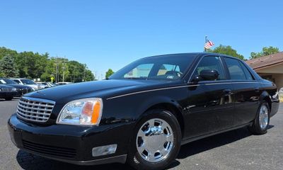 2000 Cadillac Deville Base