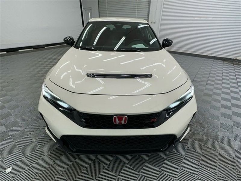 2023 Honda Civic Type R — a typically priced live listing