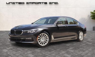 2018 BMW 740I