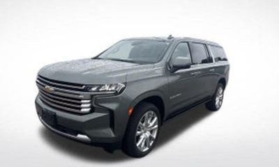 2023 Chevrolet Suburban High Country