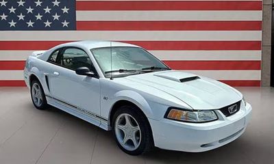 2000 Ford Mustang GT