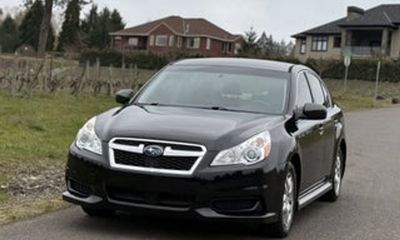 2013 Subaru Legacy Limited M R