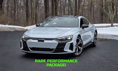 2023 Audi E-Tron GT Quattro Premium Plus