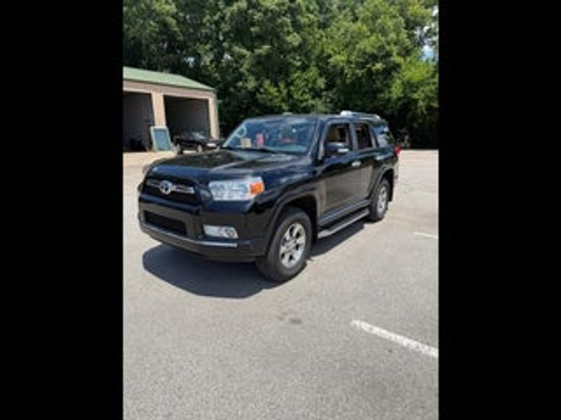 2011 Toyota 4runner — a typically priced live listing