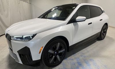 2023 BMW IX XDRIVE50I