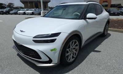 2023 Genesis GV60 Advanced