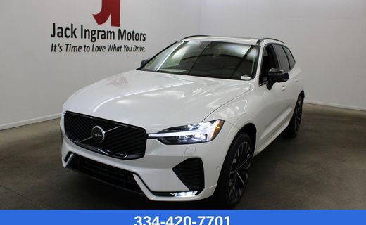 2026 Volvo XC60 Ultra Dark