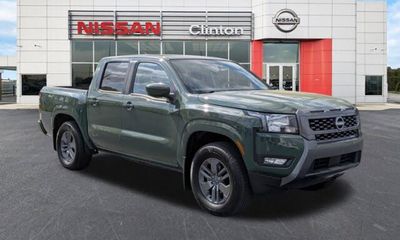 2025 Nissan Frontier SV