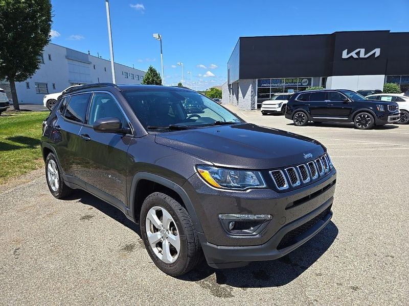 2020 Jeep Compass — a typically priced live listing