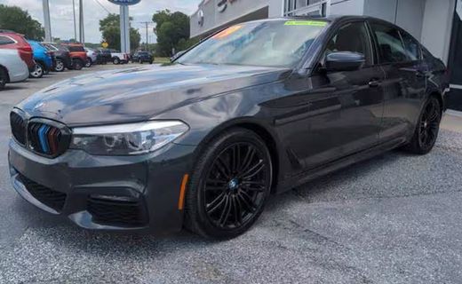 2019 BMW 540I