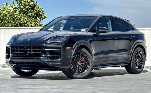 2026 Porsche Cayenne GTS