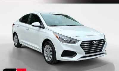 2022 Hyundai Accent SE SEL