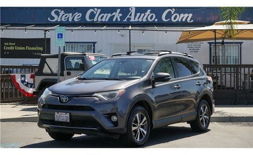 2017 Toyota RAV4 XLE