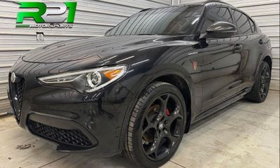 2022 Alfa Romeo Stelvio TI