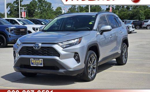 2022 Toyota RAV4 XLE Premium