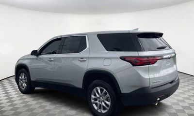 2022 Chevrolet Traverse LS