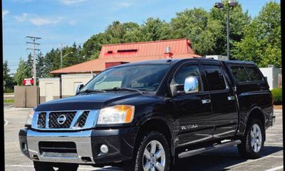 2009 Nissan Titan LE