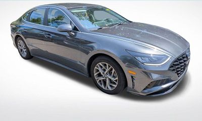 2022 Hyundai Sonata SEL