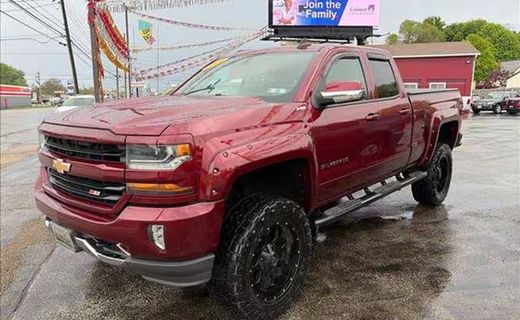2017 Chevrolet Silverado LT