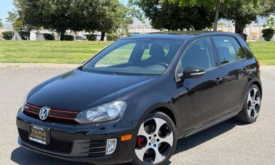 2011 Volkswagen GTI Pzev