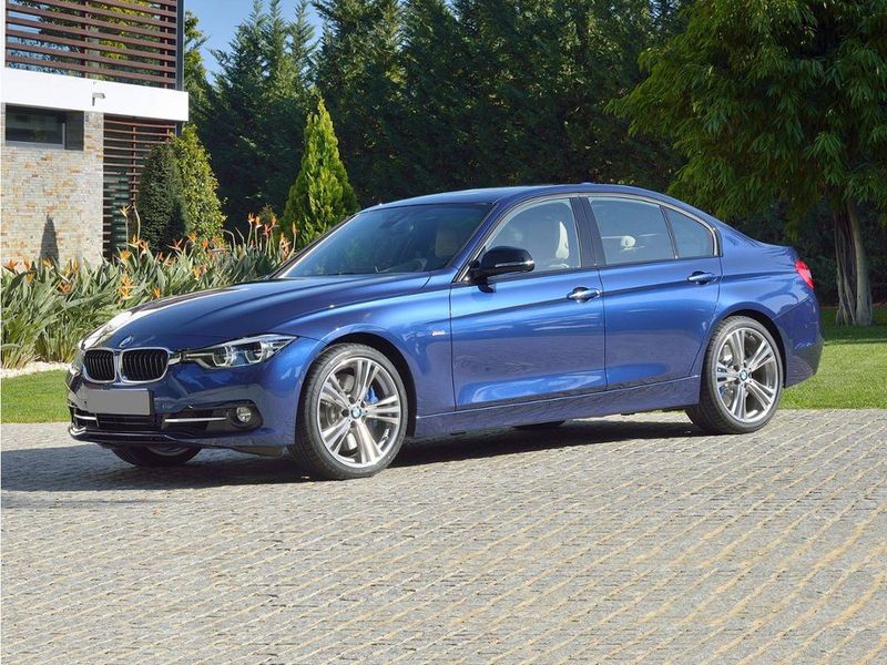 2017 BMW 320i — a typically priced live listing