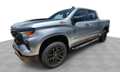 2024 Chevrolet Silverado Trail Boss Custom