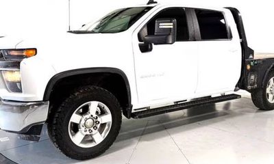 2021 Chevrolet Silverado LT
