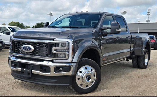 2026 Ford F-450 Platinum