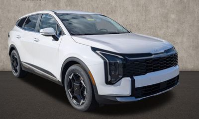2026 Kia Sportage EX