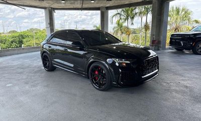 2024 Audi RS Q8 Quattro