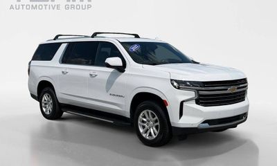 2022 Chevrolet Suburban LT
