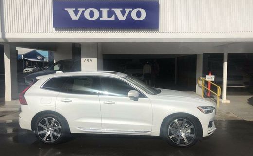 2021 Volvo XC60 Inscription