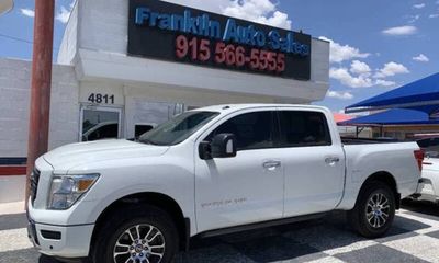 2020 Nissan Titan SV