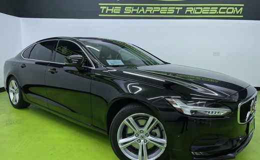 2018 Volvo S90 Momentum