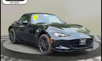 2025 Mazda MX-5 Club