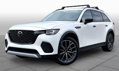 2025 Mazda CX-70 Premium Package