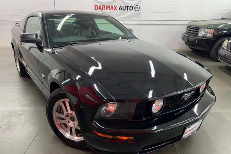 2005 Ford Mustang — a typically priced live listing