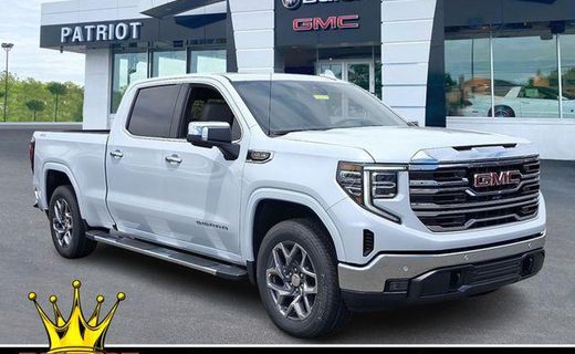 2026 GMC Sierra SLT