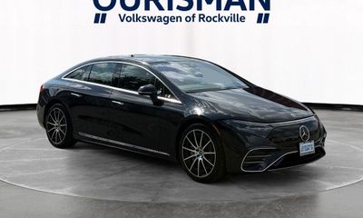 2022 Mercedes-Benz EQS-Class Sedan EQS