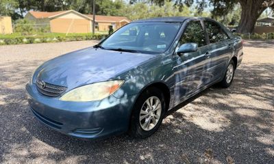 2004 Toyota Camry LE