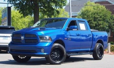 2017 Ram 1500 SLT