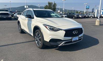 2018 Infiniti QX30 Premium