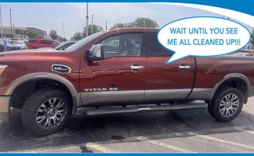 2017 Nissan Titan