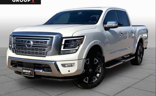 2022 Nissan Titan