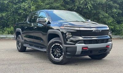 2026 Chevrolet Silverado 2TR