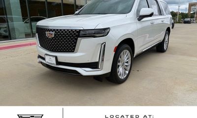 2023 Cadillac Escalade ESV Luxury